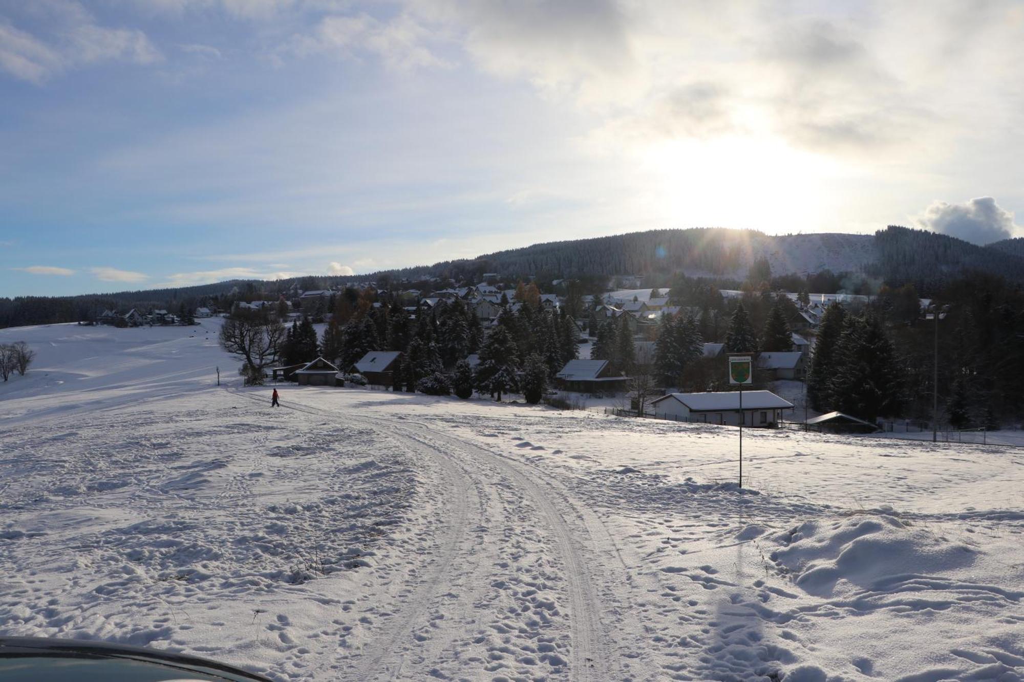 Oberhof - Tiefgarage Und Parkplatz Inklusive Apartment *