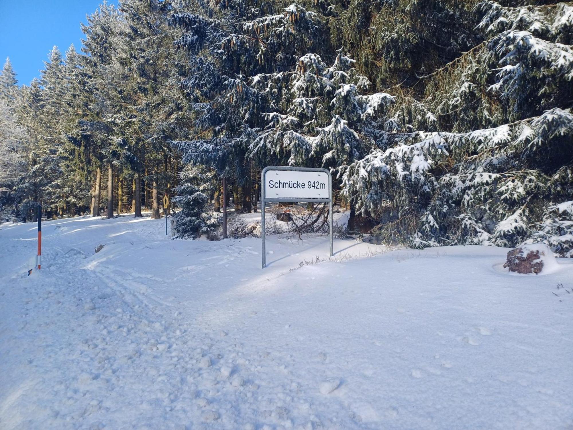 Oberhof - Tiefgarage Und Parkplatz Inklusive